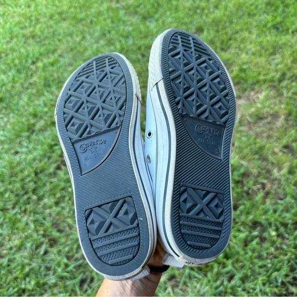 Converse Chuck Taylor All Stars Low Tops White Leather Juniors 5 Sneakers Shoes - Picture 2 of 13